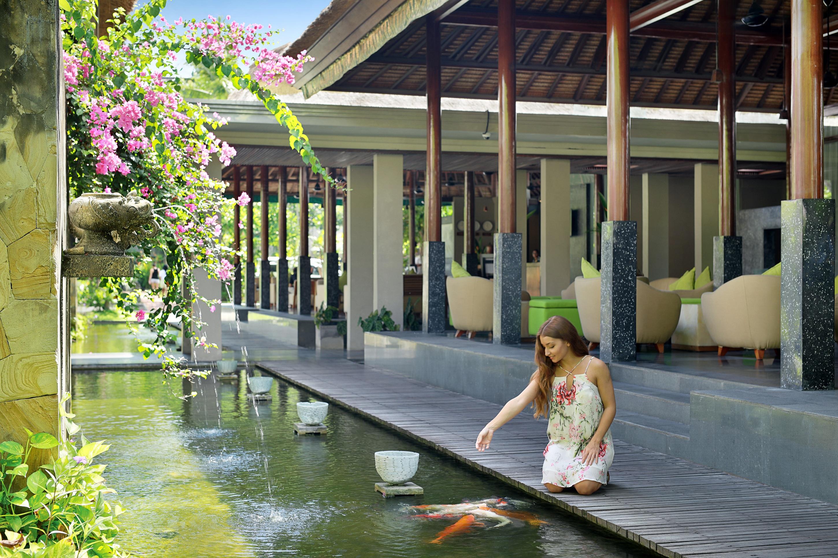 Legian Beach Hotel Exterior photo