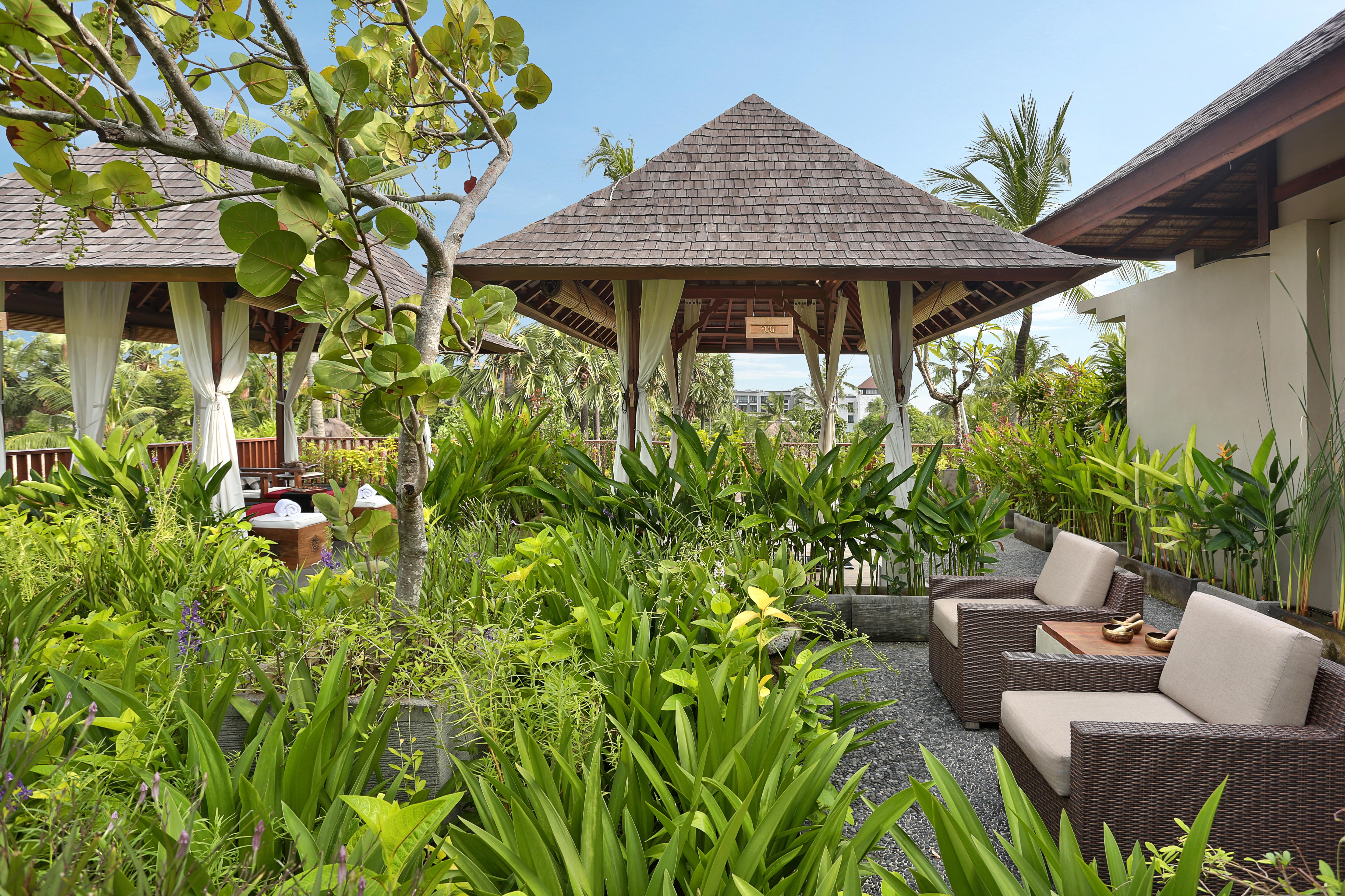 Legian Beach Hotel Exterior photo